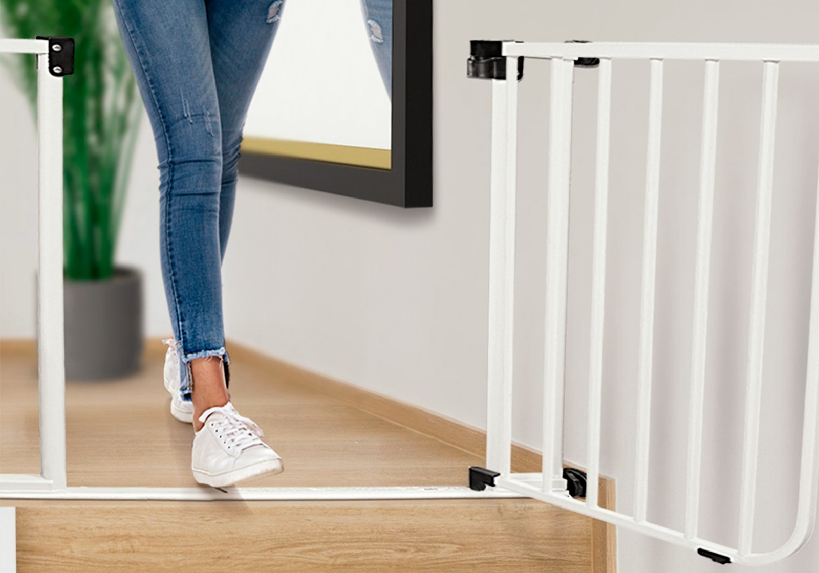 IMPAG® Tür- und Treppenschutzgitter Safe Step  Polar-Weiß 103 - 112 cm