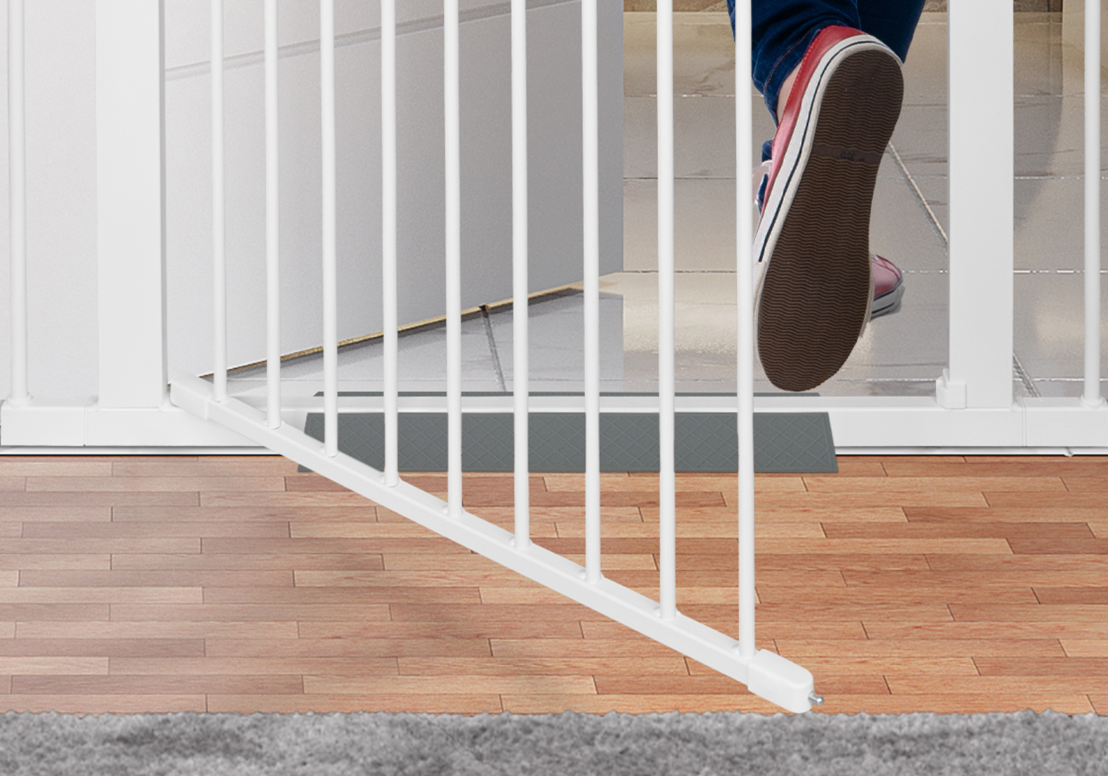 IMPAG® Türschutzgitter Swing Shut mit Safe Step 78 - 110 cm