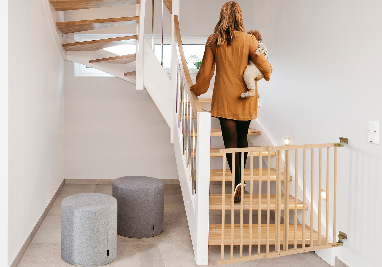 IMPAG® Treppenschutzgitter Safe´n Go aus Holz 70 - 105 cm, einseitige Befestigung